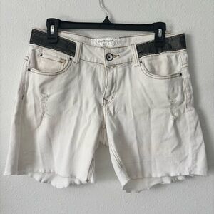 Womens Juniors Dollhouse Distressed Jean Shorts White Denim Size 11